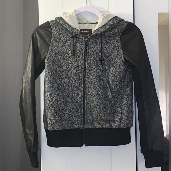 Danier Hoodie 3XS - Picture 2 of 8